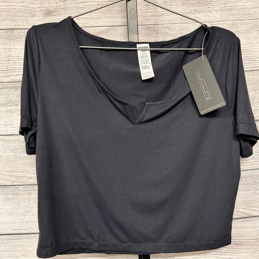 Alphalete Crop Top